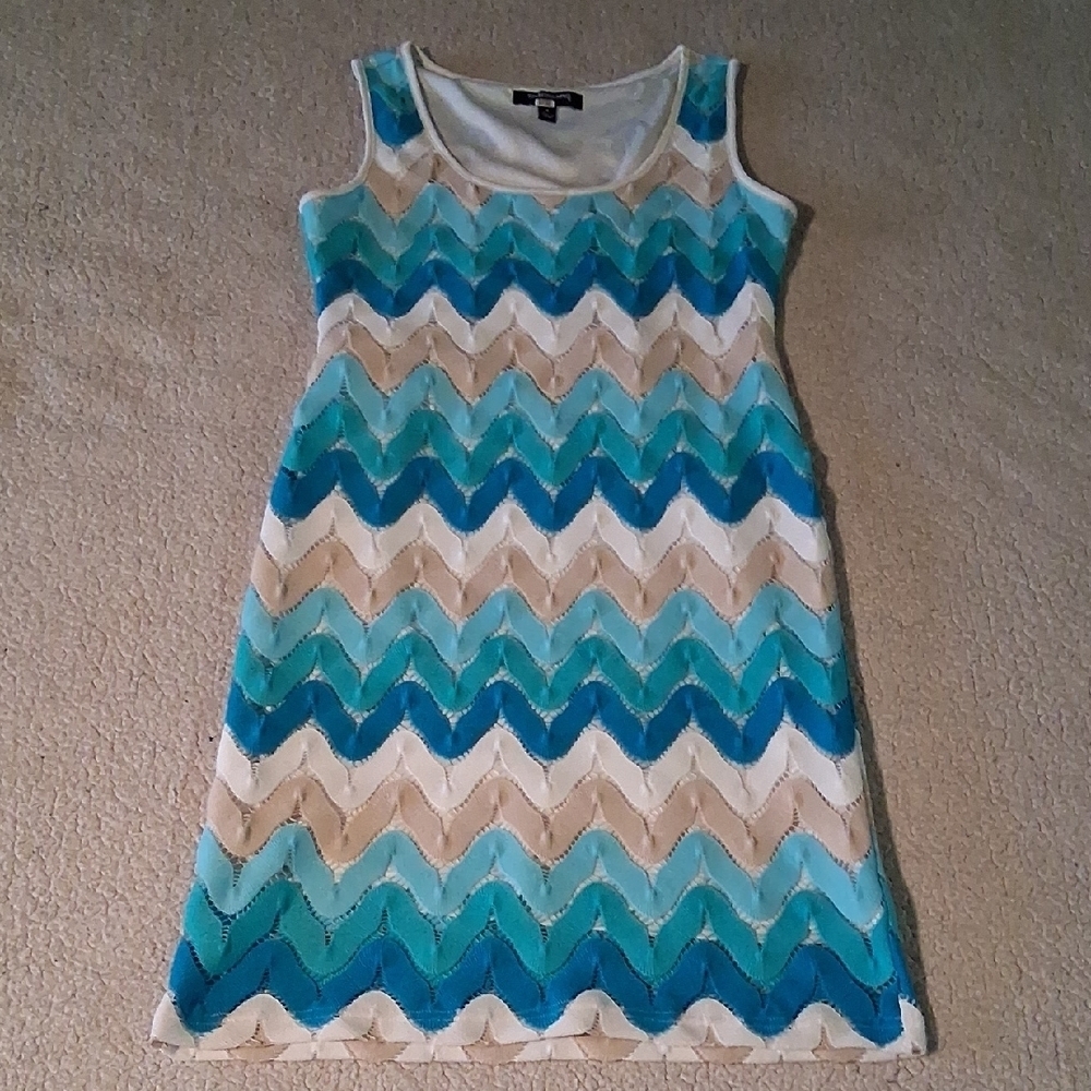 Sharagano Blue and Cream Beach Zigzag Midi Beach Dress 6